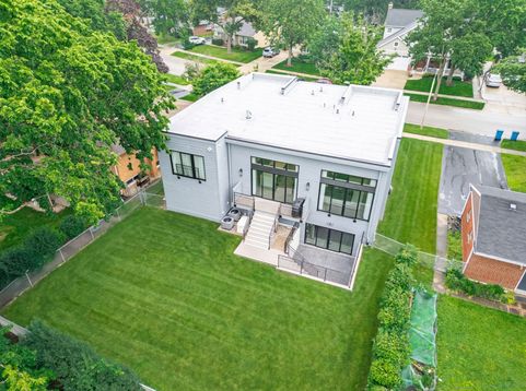 Main Photo