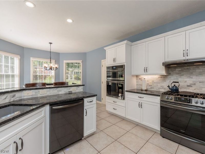 33295 Augusta Way, Avon, OH 44011 Photo 12