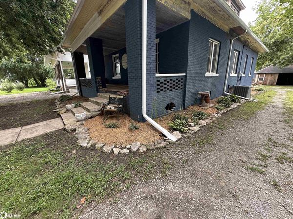 113 Woodrow Street, Stockport, IA 52651