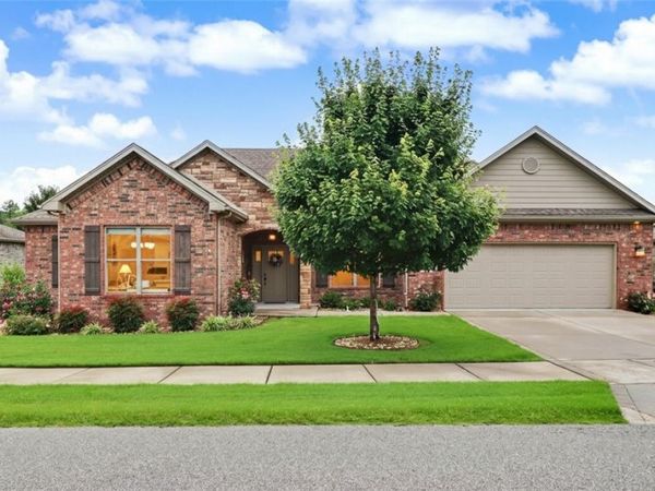 138 Dogwood Drive , Bella Vista, AR 72715