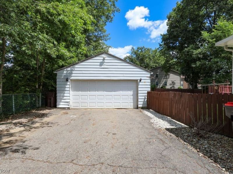 723 Eastland Avenue, Ravenna, OH 44266 Photo 8
