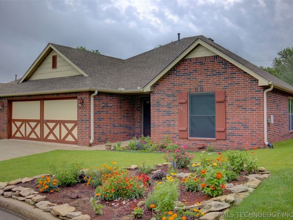 583 S 22nd Place , Collinsville, OK 74021