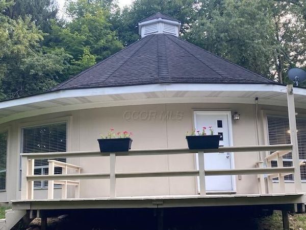 516 Mcintosh Drive , Howard, OH 43028