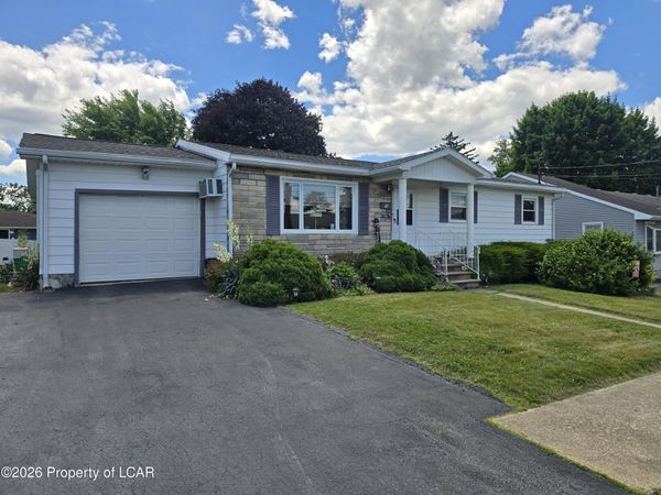 14 Parkview Drive, Plains, PA 18705