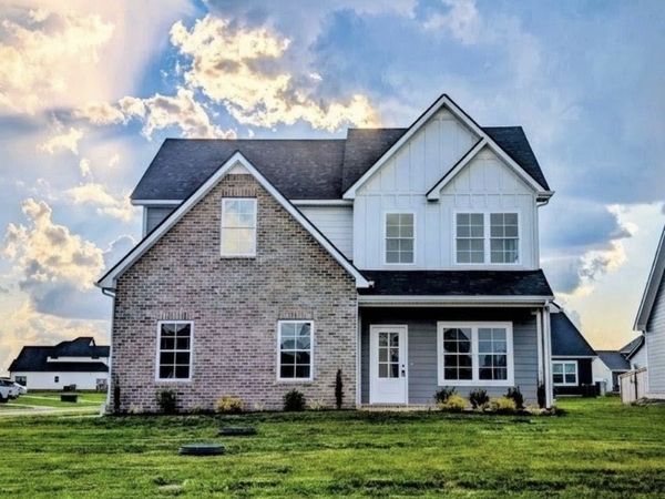3304 Stonehorn Dr, Bell Buckle, TN 37020