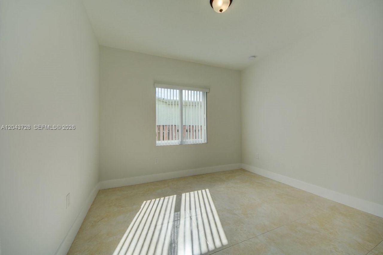 312 Phippen Waiters Rd , Dania Beach, FL 33004 Photo
