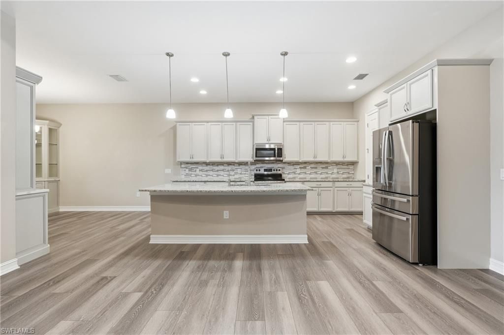 10240 Avonleigh Dr , Bonita Springs, FL 34135 Photo