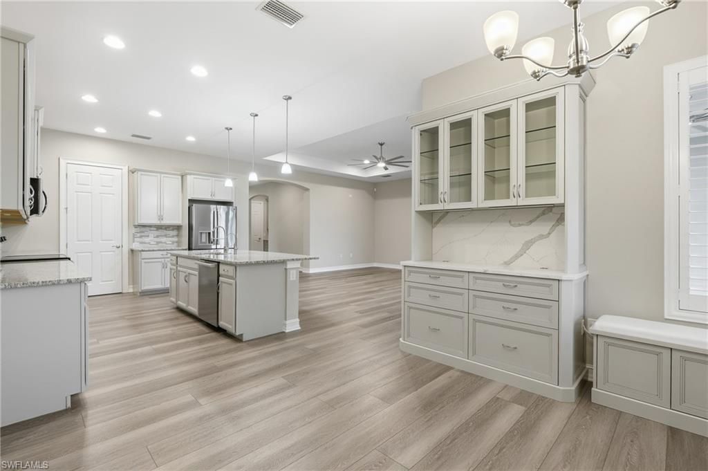 10240 Avonleigh Dr , Bonita Springs, FL 34135 Photo