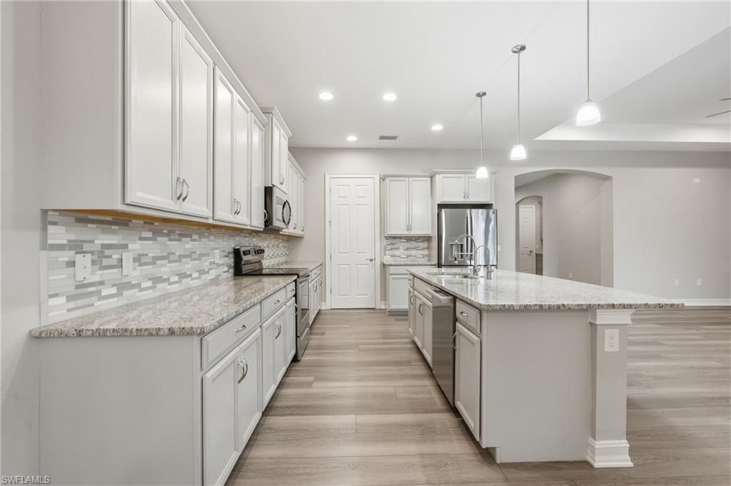 10240 Avonleigh Dr , Bonita Springs, FL 34135 Photo
