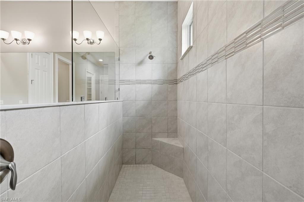 10240 Avonleigh Dr , Bonita Springs, FL 34135 Photo
