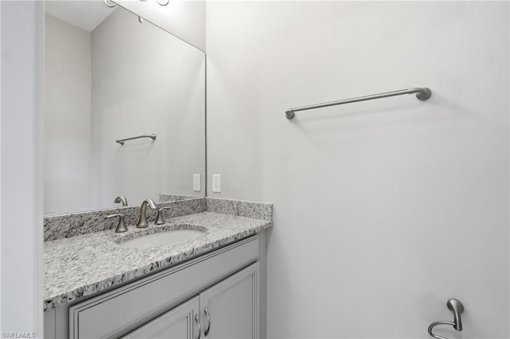 10240 Avonleigh Dr , Bonita Springs, FL 34135 Photo