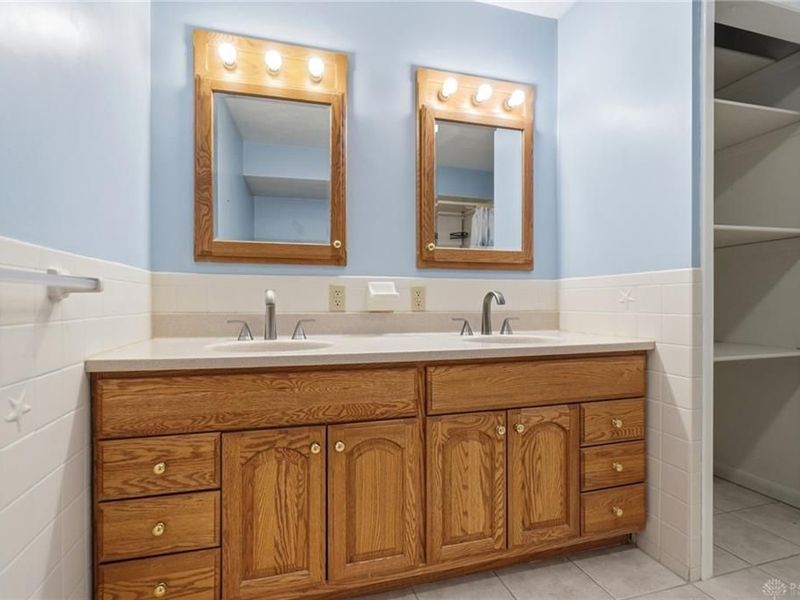 686 Evans Lane, Washington Township, OH 45459 Photo 38