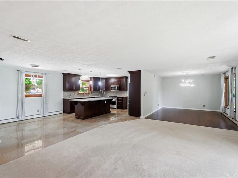 686 Evans Lane, Washington Township, OH 45459 Photo 9