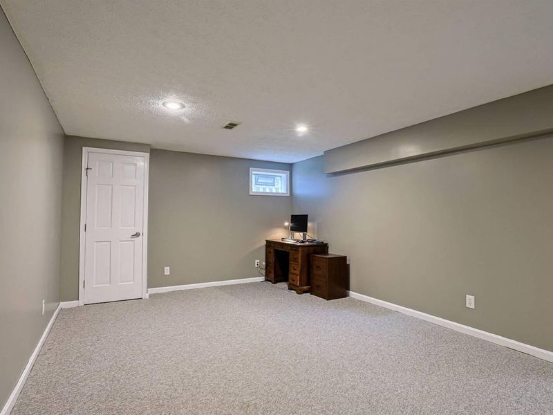 6796 Hillock Court, Florence, KY 41042 Photo 33