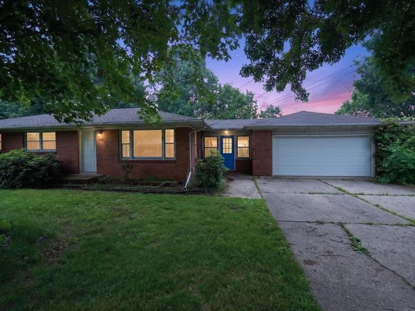 227 Eastlawn, Parma, MI 49269