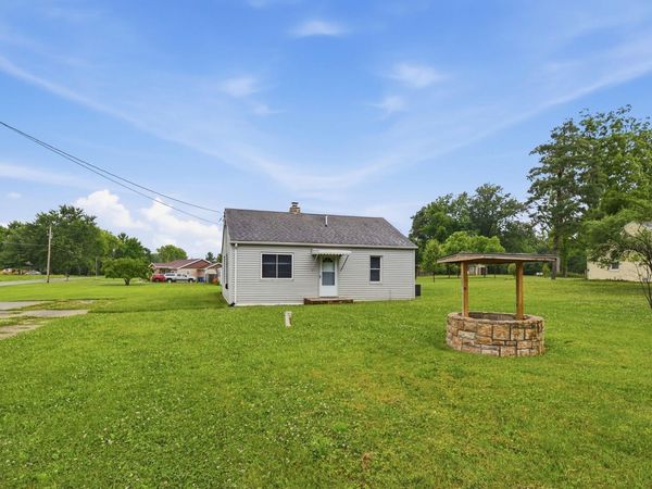 3351 E Pitchin Road, Springfield, OH 45502