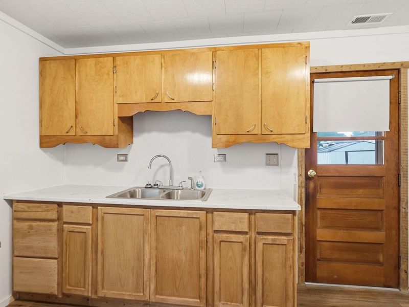 3351 E Pitchin Road, Springfield, OH 45502 Photo 10