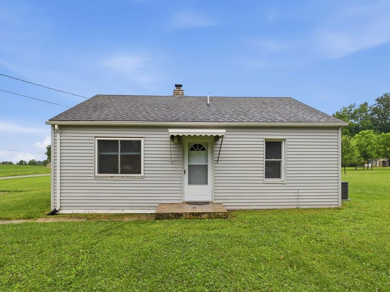 3351 E Pitchin Road, Springfield, OH 45502 Photo 3
