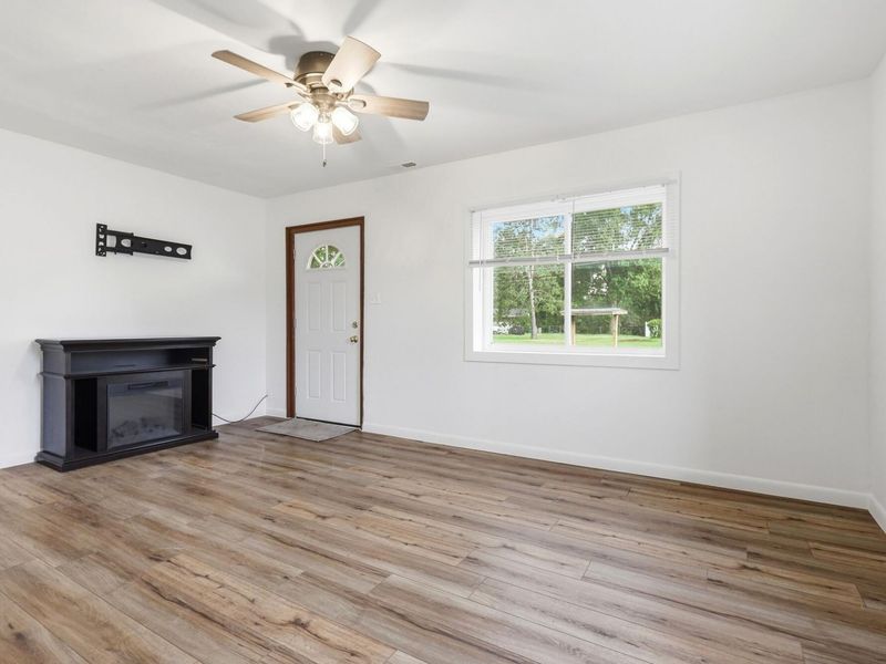 3351 E Pitchin Road, Springfield, OH 45502 Photo 4