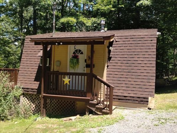 586 CARDINAL VIEW ROAD, PAW PAW, WV 25434