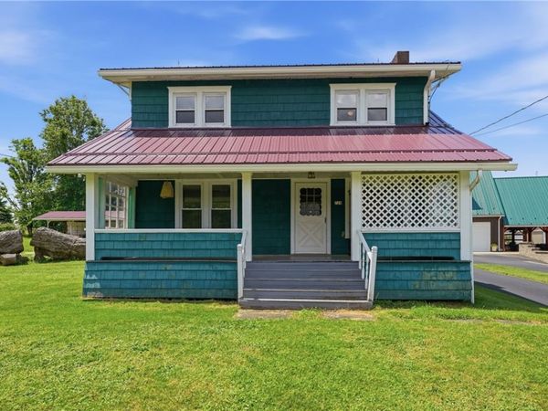 729 Mercer Rd, Greenville, PA 16125