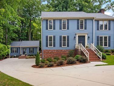 3516 Ranlo Drive, Raleigh, NC 27612