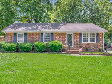 3416 Greenwood Drive, Hopkinsville, KY 42240