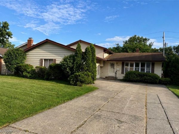 22231 Marleen Drive , Fairview Park, OH 44126