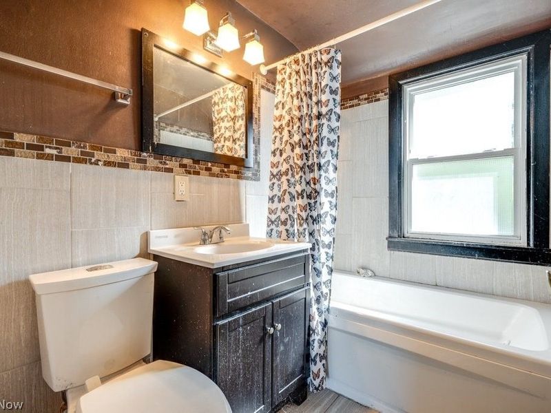 1445 Sulzer Avenue, Euclid, OH 44132 Photo 15