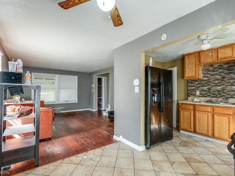 1445 Sulzer Avenue, Euclid, OH 44132 Photo 7