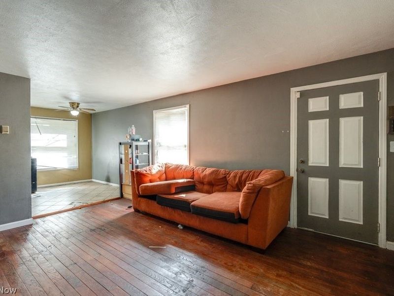1445 Sulzer Avenue, Euclid, OH 44132 Photo 9