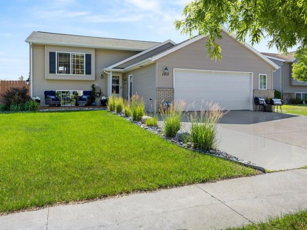 1717 13th Street E, West Fargo, ND 58078