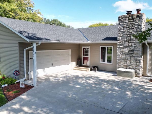 2292 7th Street N, North Saint Paul, MN 55109