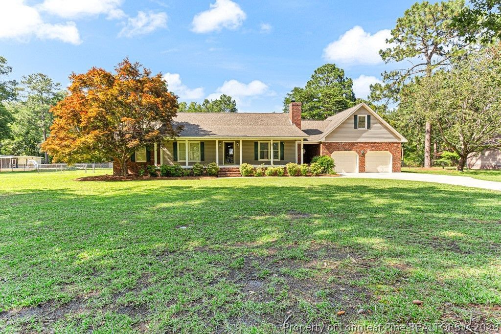 5424 Kentucky Lane, Hope Mills, NC 28348 Main Photo