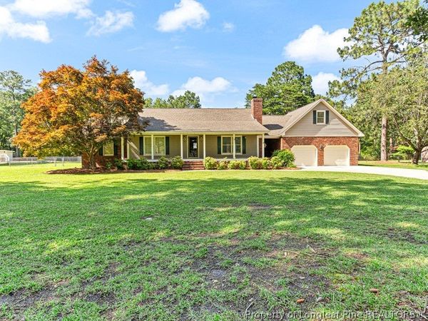 5424 Kentucky Lane, Hope Mills, NC 28348