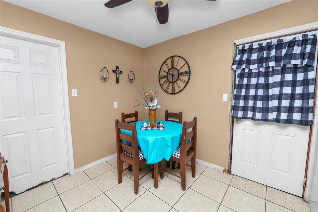 517 Tanglewood Drive , Auburndale, FL 33823 Photo