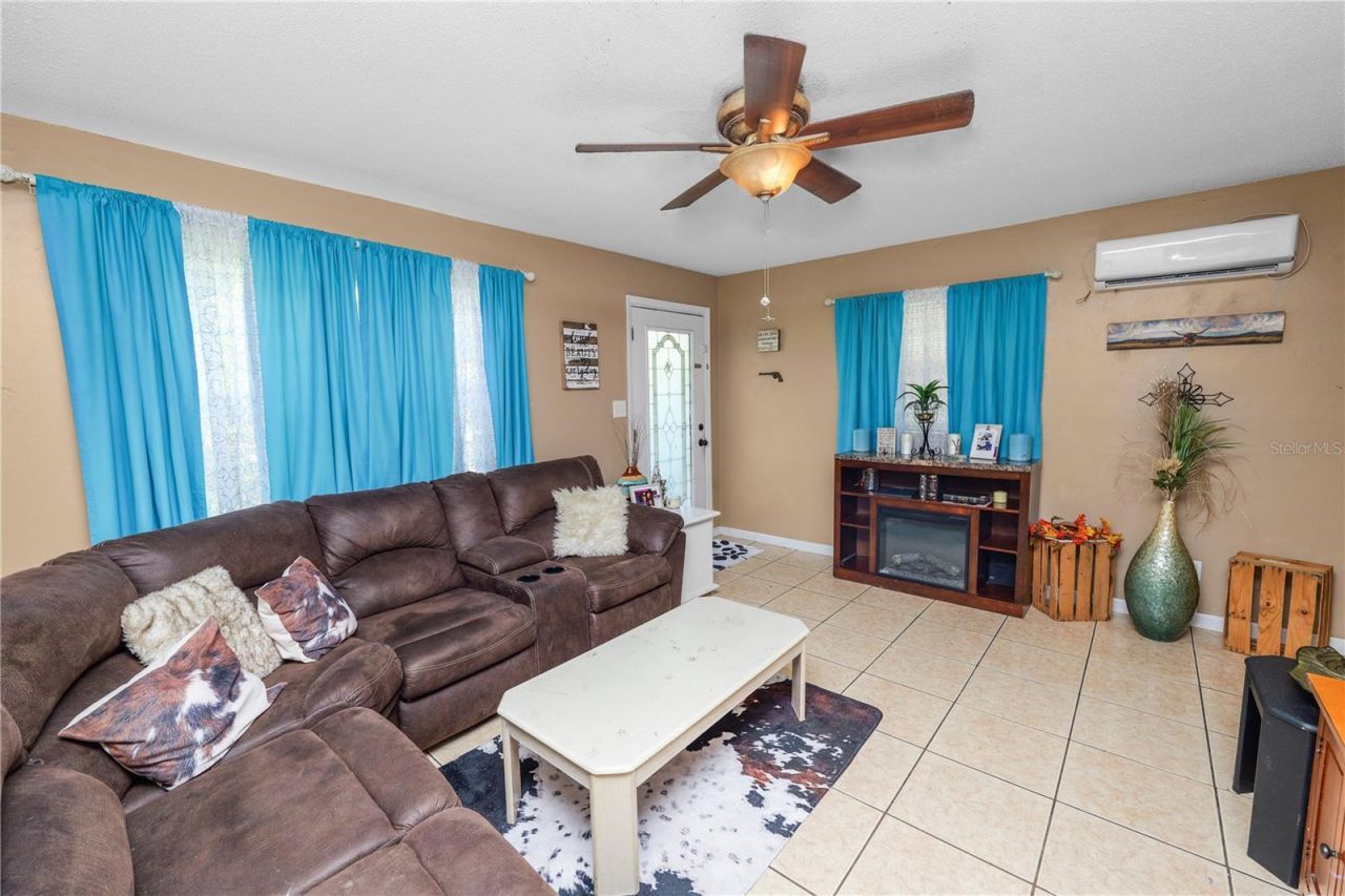 517 Tanglewood Drive , Auburndale, FL 33823 Photo