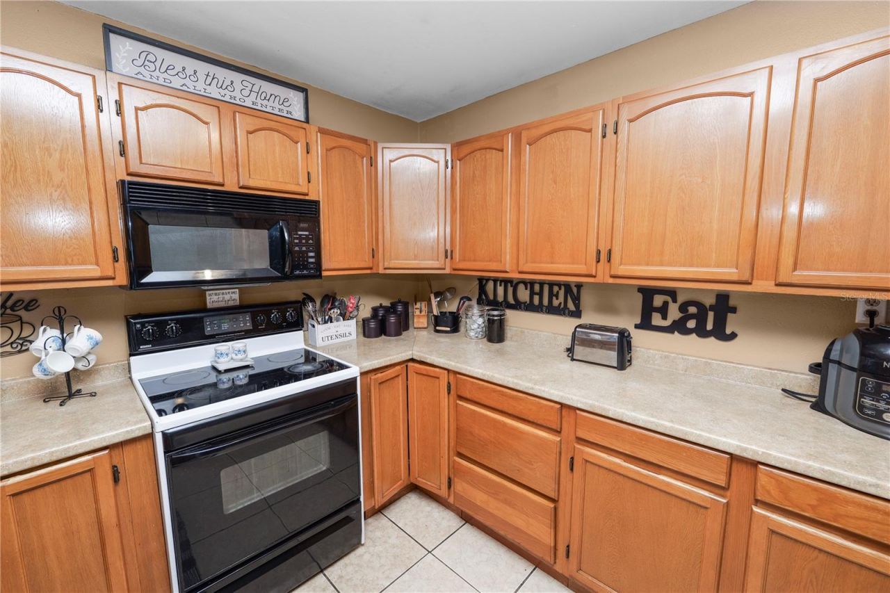 517 Tanglewood Drive , Auburndale, FL 33823 Photo
