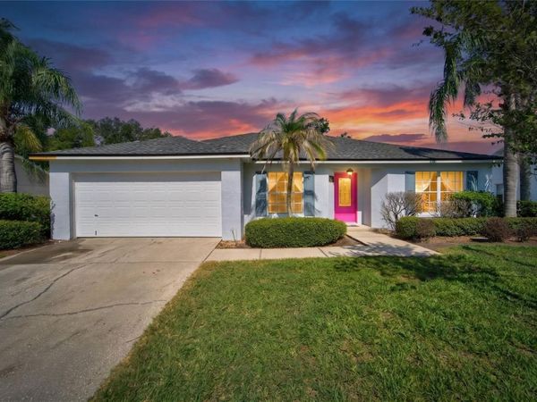 692 JESSANDA CIRCLE , LAKELAND, FL 33813