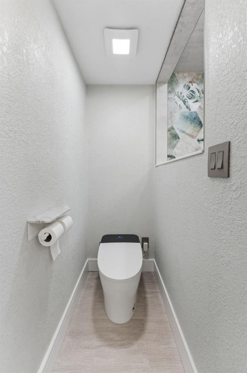2 15th Avenue, Unit 401, Indian Rocks Beach, FL 33785 Photo