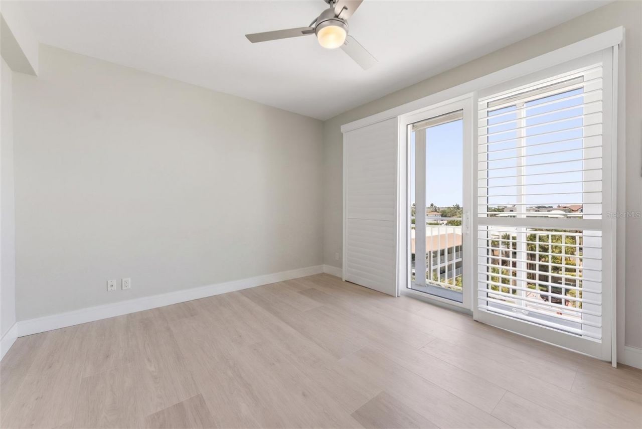 2 15th Avenue, Unit 401, Indian Rocks Beach, FL 33785 Photo