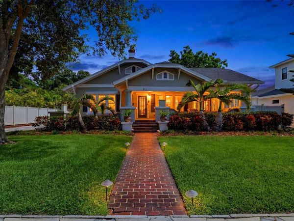 871 17TH AVENUE N, ST PETERSBURG, FL 33704