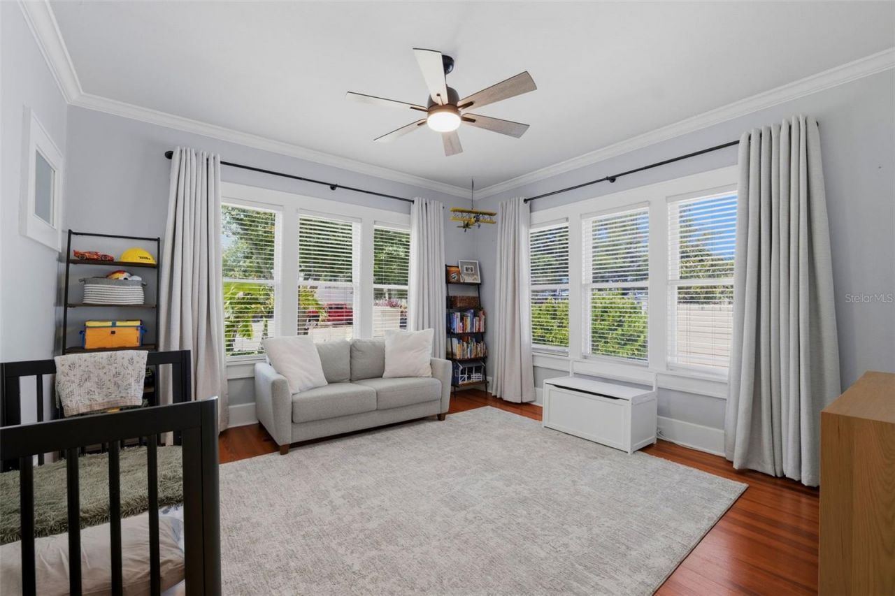 871 17th Avenue N, Saint Petersburg, FL 33704 Photo