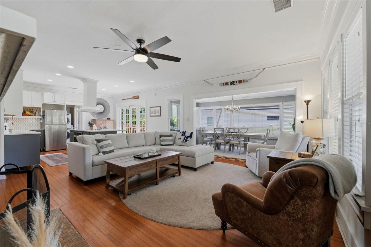 871 17th Avenue N, Saint Petersburg, FL 33704 Photo