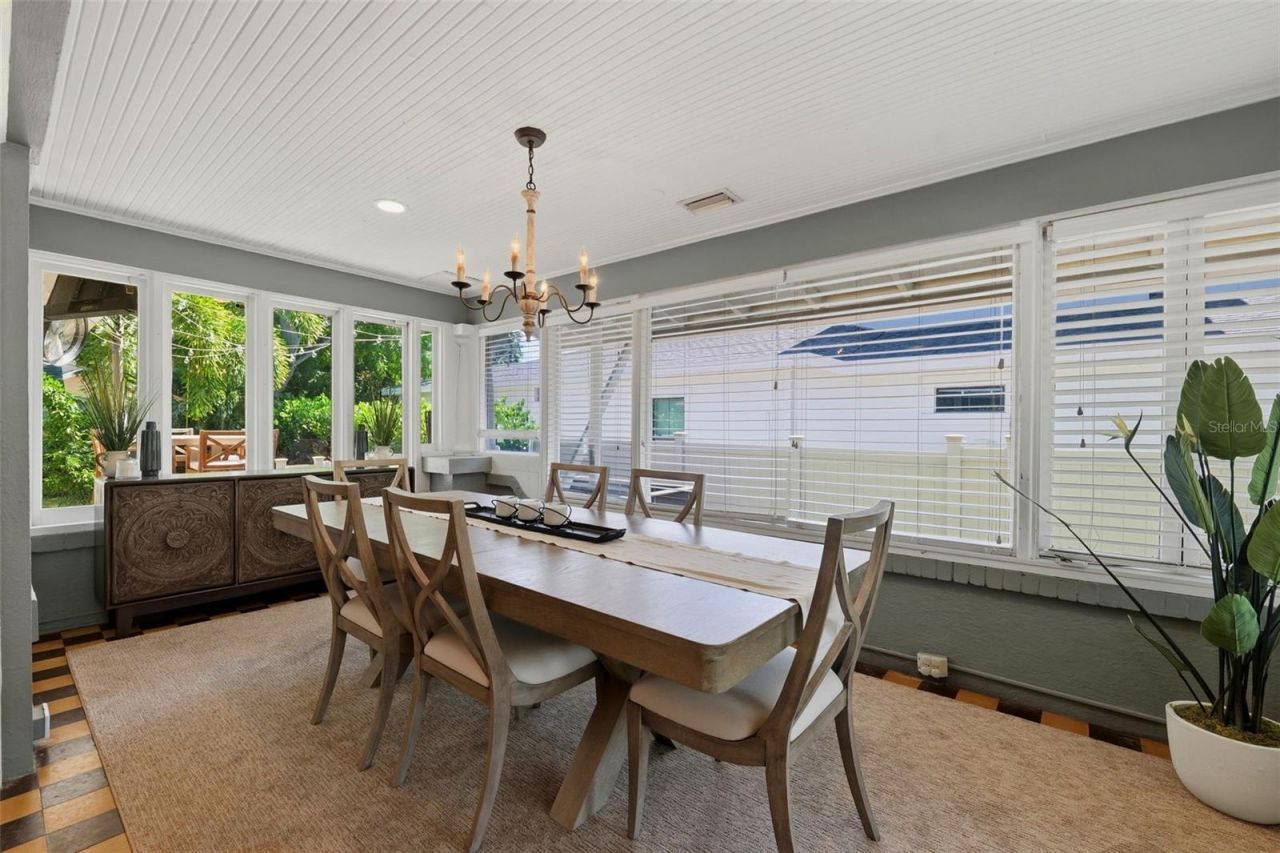 871 17th Avenue N, Saint Petersburg, FL 33704 Photo