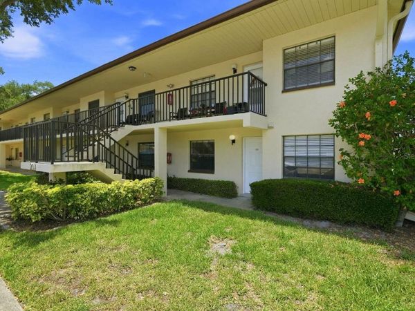 2400 WINDING CREEK BOULEVARD , Unit 20A-109, CLEARWATER, FL 33761