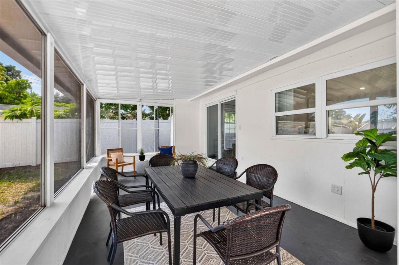 2520 15th Avenue N, Saint Petersburg, FL 33713 Photo