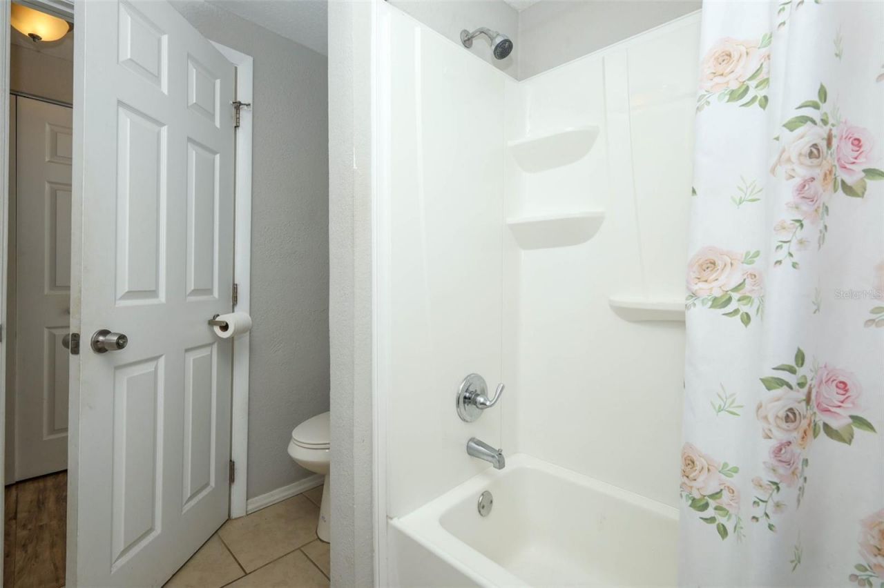 2416 Tamarind Drive , Edgewater, FL 32141 Photo