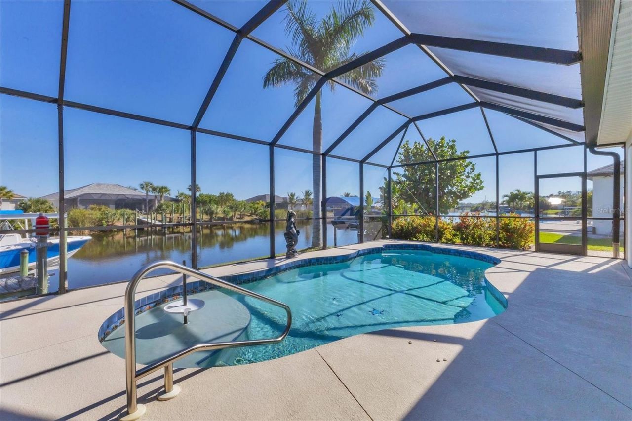 8058 Santa Cruz Drive , Port Charlotte, FL 33981 Photo