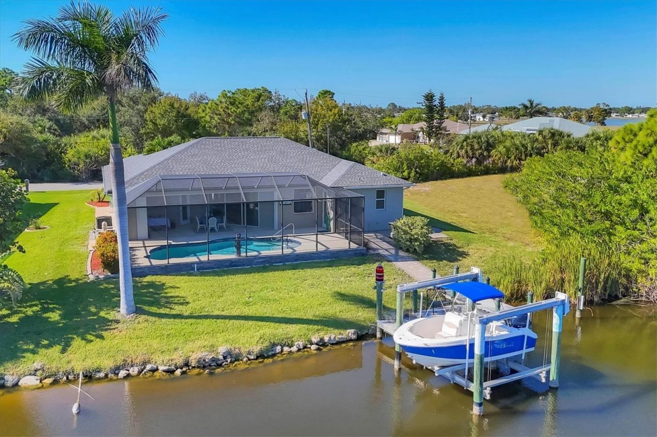 8058 Santa Cruz Drive , Port Charlotte, FL 33981 Photo
